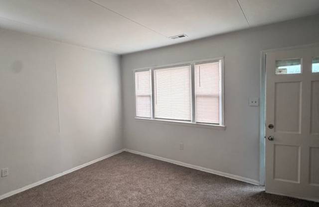 Move In Ready 3 Bedroom Ranch! Gallery 4