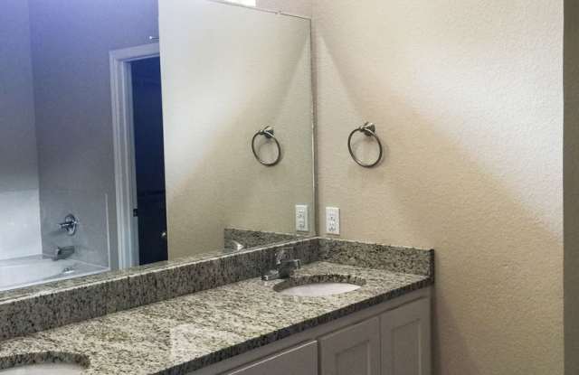 2935 Savannah Court Gallery 4