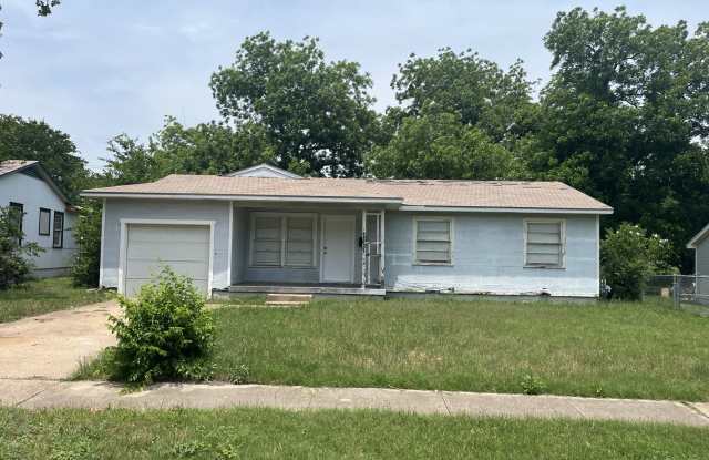 2005 White Avenue photos photos