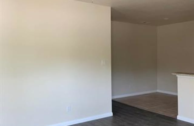 7405 Novella Drive Gallery 4
