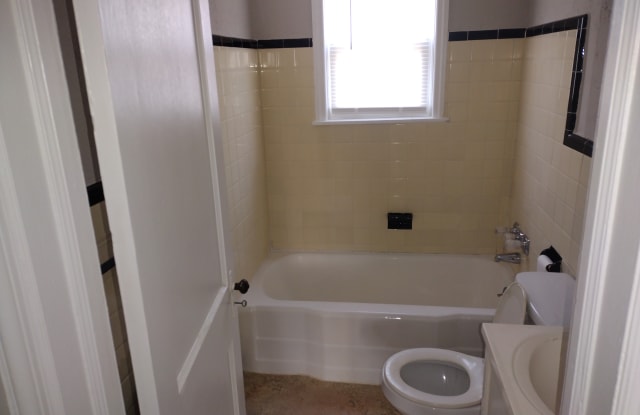 609 Broadway - 609 Broadway, Westville, NJ 08093