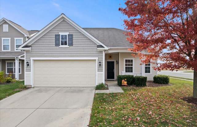 SPECIAL! $1,800 MONTHLY FOR A 6 MONTH LEASE! photos photos