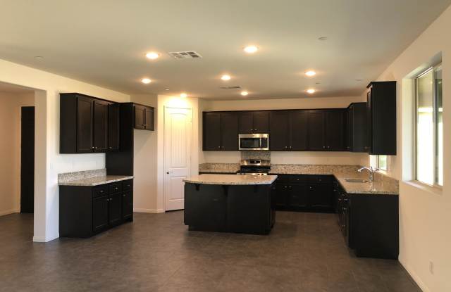 82720 Chaplin Court Gallery 4