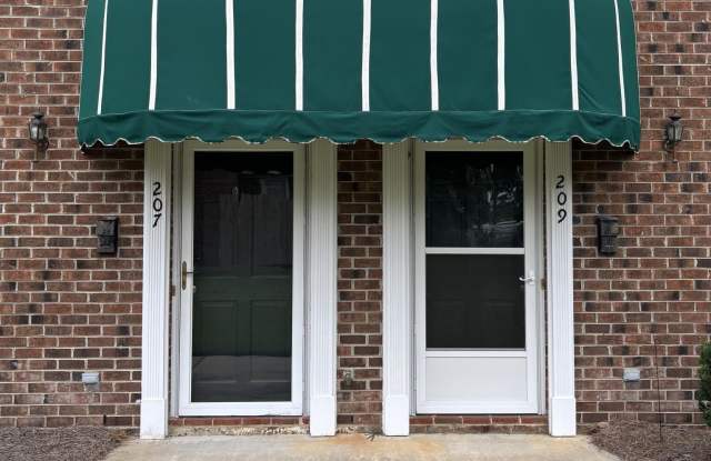 209 S Lincoln Street photos photos