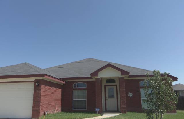 4 bedroom, 2 bath photos photos