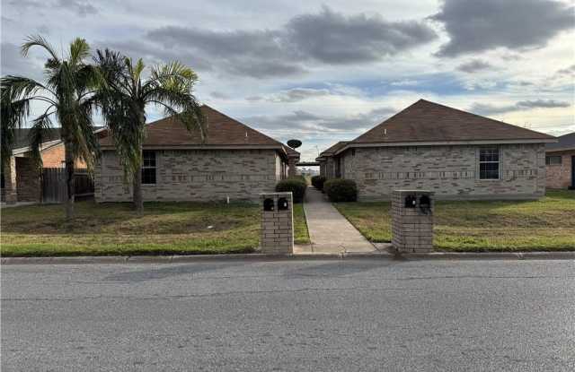 512 E Upas Avenue unit: 4 photos photos