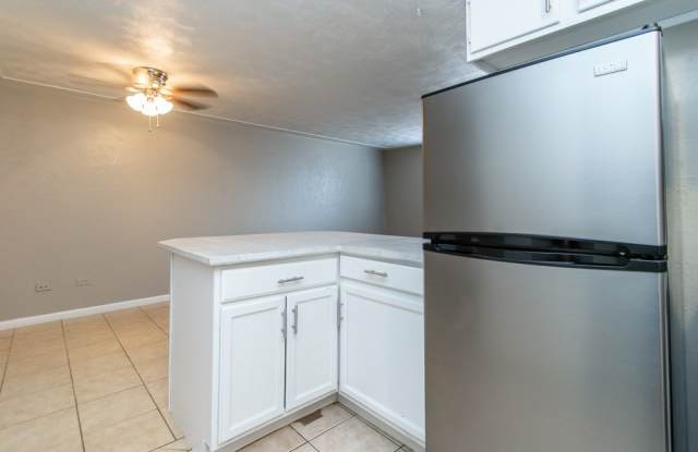 Lynwood Apartments Gallery 3