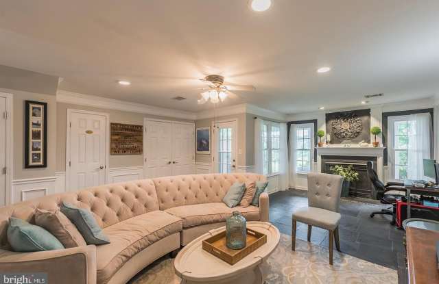 43125 HOLTBY SQ Gallery 4