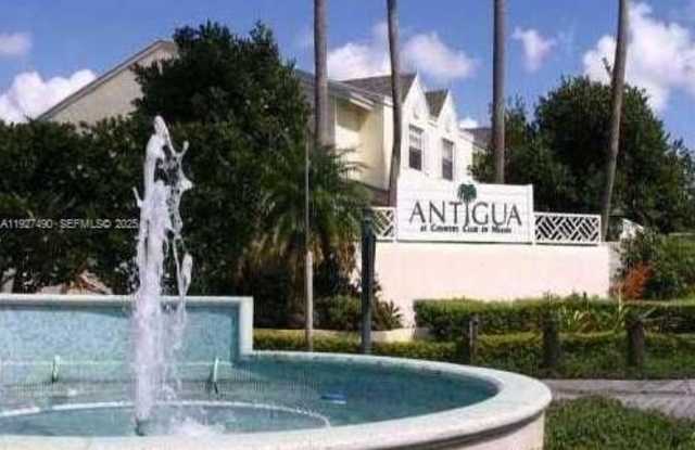 17330 NW 67th Pl photos photos