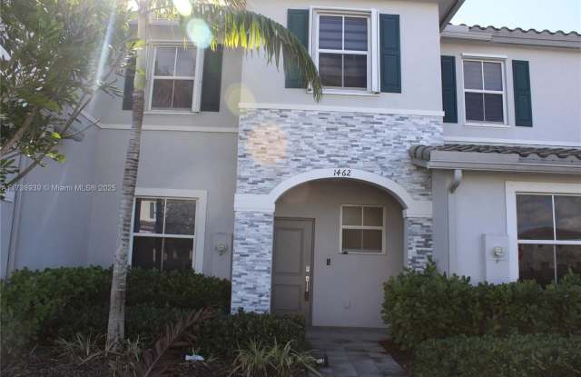 1462 SE 26th Ter - 1462 Southeast 26th Terrace, Homestead, FL 33035 1462 SE 26th Ter - 1462 Southeast 26th Terrace, Homestead, FL 33035