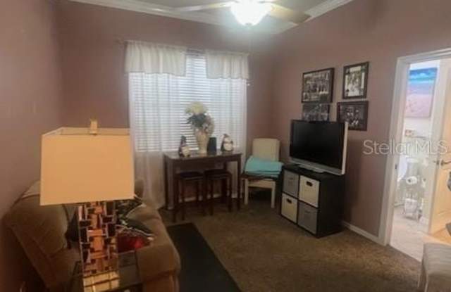 2433 PRAIRIE DUNES Gallery 4