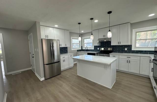 100 CHERRY HILL Circle photos photos