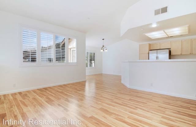 3405 East Hammond Circle Unit A Gallery 2