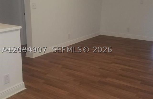 5628 Rock Island Rd Gallery 2