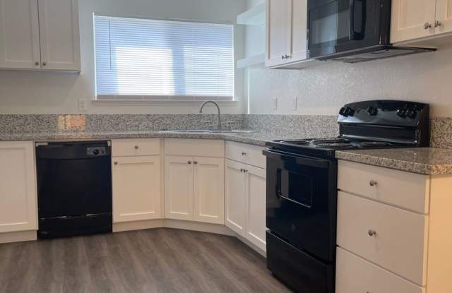 Townhouse in a gated community near Creekside Golf Course photos photos Townhouse in a gated community near Creekside Golf Course photos photos