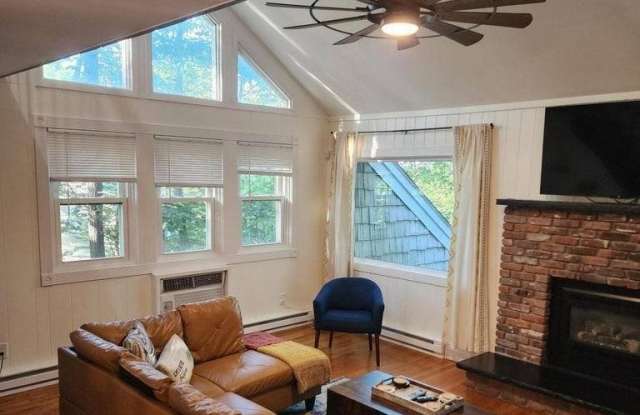 2332 Burntwood Drive Gallery 1