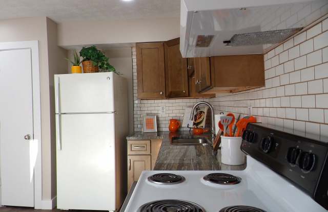102 Summerwood - 102 Summerwood Drive, Fairburn, GA 30213
