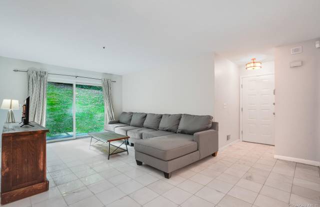 22 Cedar Pond Lane Gallery 4
