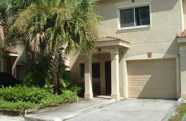 280 Crestwood Circle unit: 202 photos photos