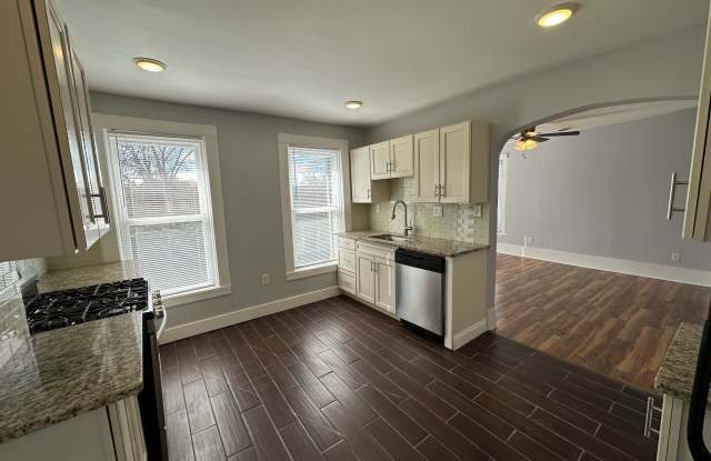 124 Gertrude St., 3 - 124 Gertrude Street, Syracuse, NY 13203