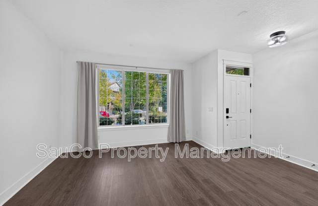 11971 Southwest Horizon Boulevard Gallery 3