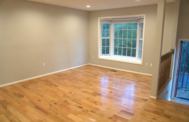 8871 Winding Hollow Way Gallery 3