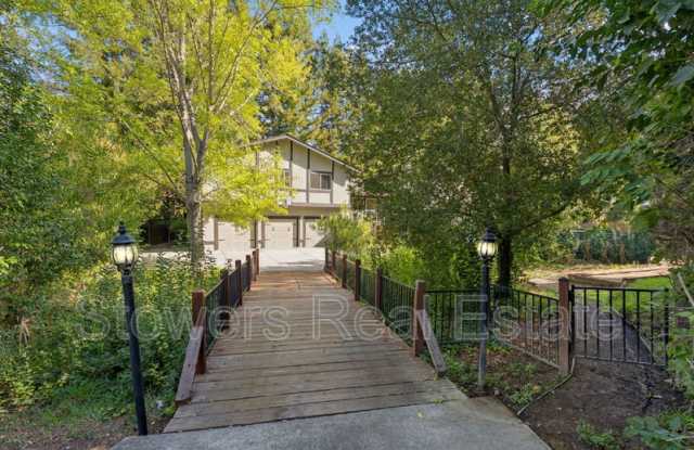 2384 Hagen Oaks Dr Gallery 3