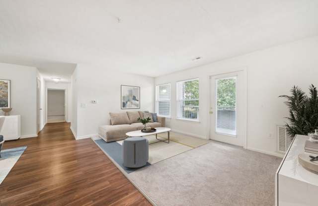 Affordable Housing - The Greens at Virginia Center Gallery 1