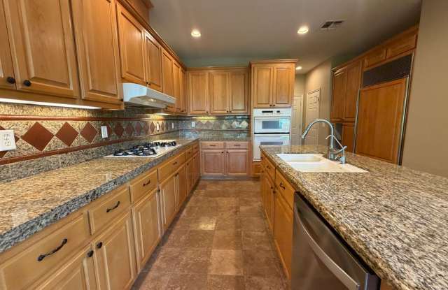 3 bedroom Serrano home with view photos photos