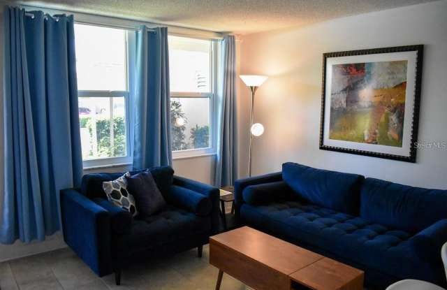 7420 BAY ISLAND Drive S Gallery 4