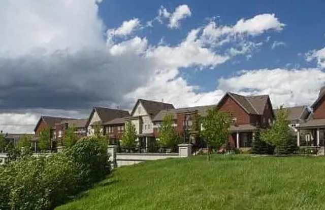 12256 Lakeview Drive North Gallery 2