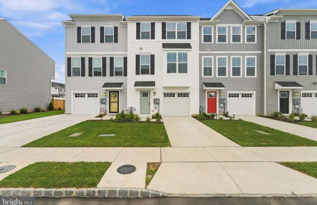 114 SPYGLASS HILL Drive Gallery 1