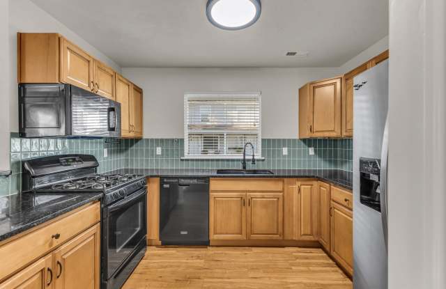 564 Sellwood Court - 1 Gallery 3