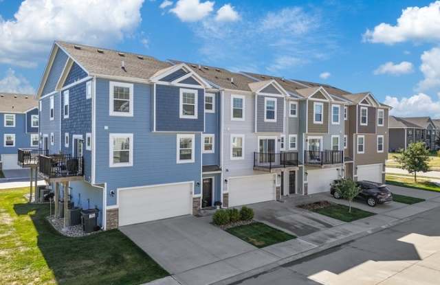 2732 Northwest Lois Lane photos photos