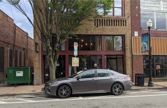 201 E Washington Street Gallery 1