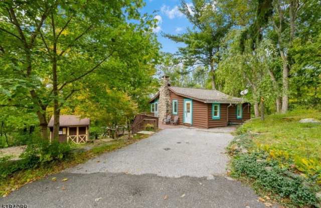 103 Cedar Dr Gallery 3