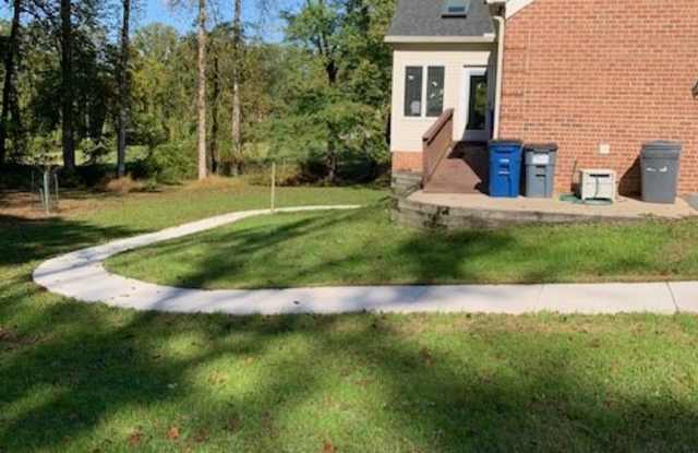 16316 Old Orchard Road Gallery 2