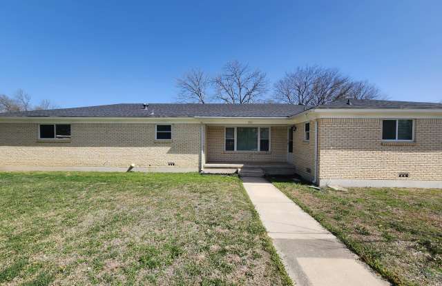 1700 Estelle Avenue photos photos