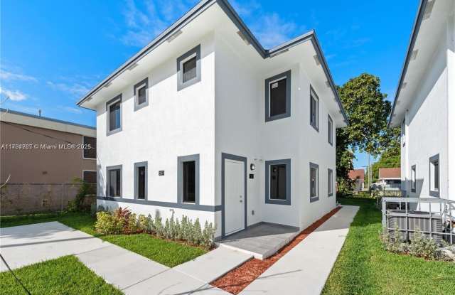 2243 NW 50th St photos photos