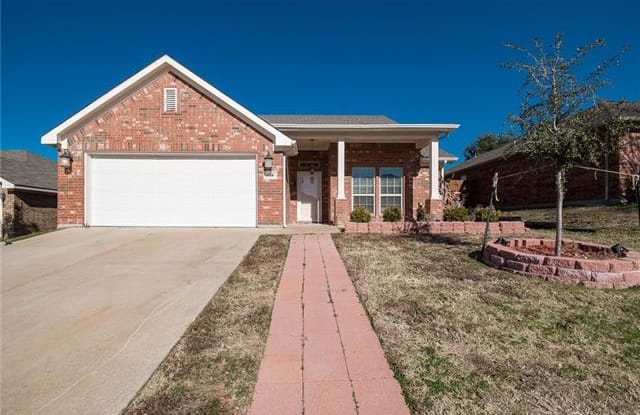 548 Cranbrook Drive - 548 Cranbrook Drive, Fort Worth, TX 76131
