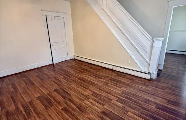 37 Susquehanna Avenue Gallery 4