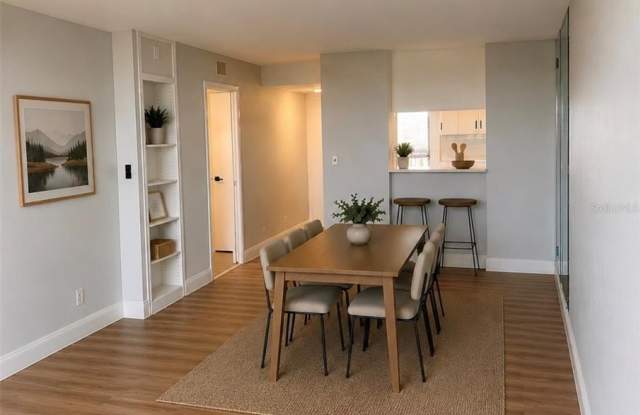 2621 COVE CAY Drive Gallery 3