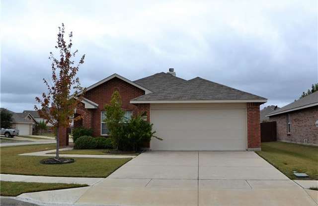 12701 Northern Pine Drive Gallery 2