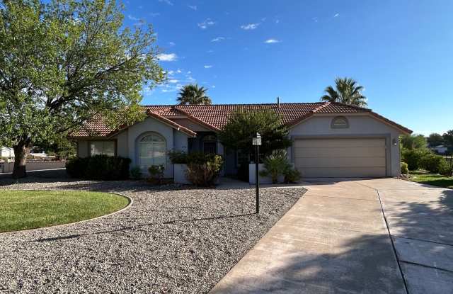 Available 10/1/2026Furnished 3 Bed, 2 Bath, 2 Car Garage Home Gallery 1