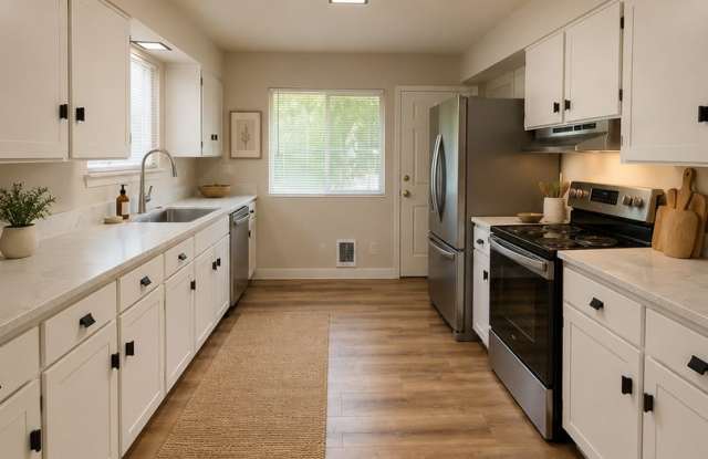 West Valley Duplex With the Kitchen Everyone Wants! Gallery 2