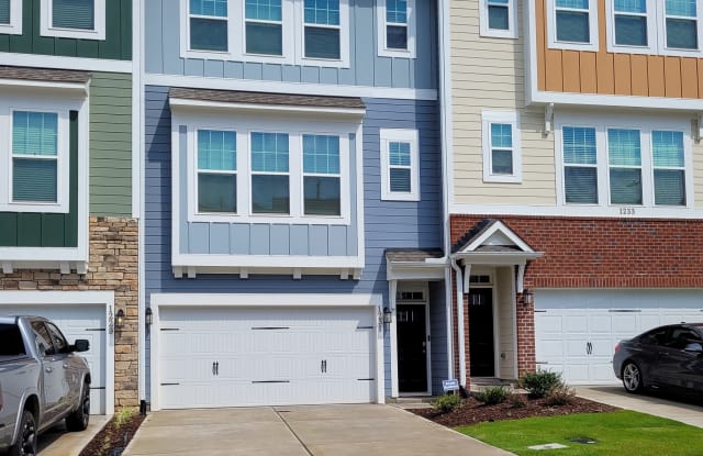 1231 Commack Dr photos photos