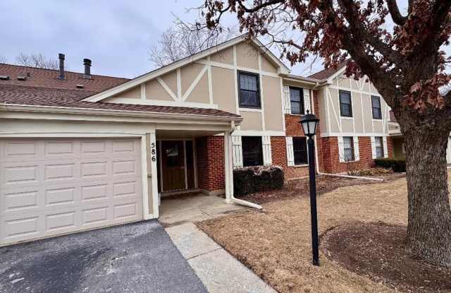 586 Williamsburg Court - 586 Williamsburg Court, Wheeling, IL 60090