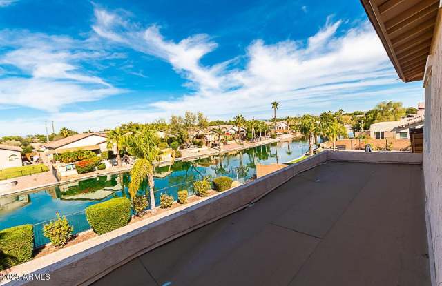 642 E Torrey Pines Place Gallery 4