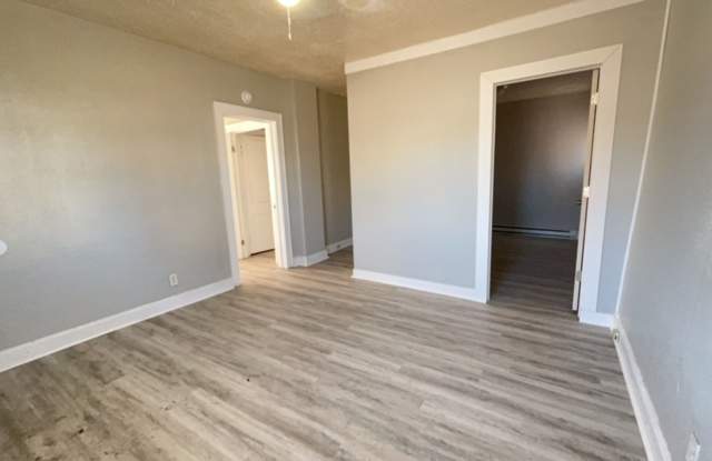 For Rent! 1521 S Mulberry: Cozy 2 Bedroom Home for Rent! W/D Hookups! Pet Friendly! photos photos