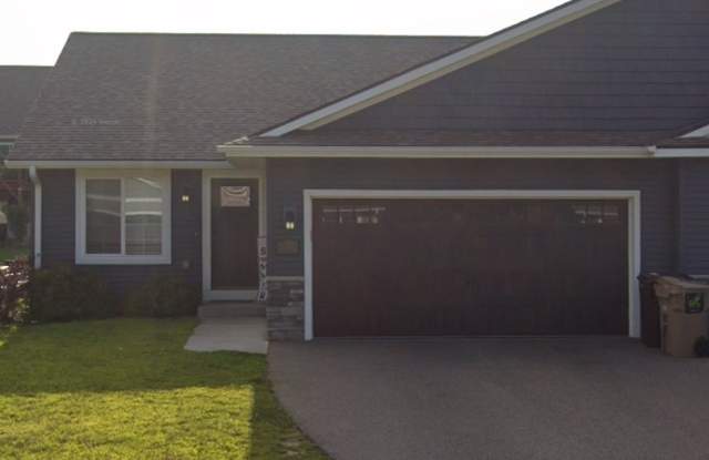 4964 Waylon St - 4964 Waylon Street, Eau Claire, WI 54703